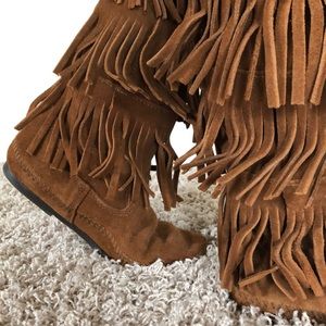 3-Layered Suede Fringe Minnetonka Moccasin Boots